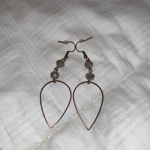 Boutique - Gold Wire and Gray Stone Earrings